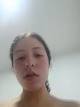 Snapshot of Miranda-cambell chatting on May 16, 2026, 12:09 am Miranda-cambell online show from May 16, 2026, 12:09 am