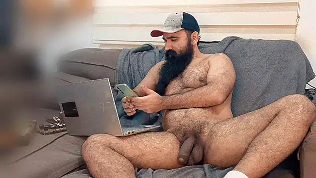 Snapshot of Barba_Negra_Fumador chatting on May 11, 2026, 4:04 pm Barba Negra Fumador online show from May 11, 2026, 4:04 pm