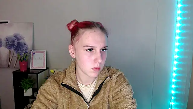 Scarlett lil online show from April 2, 2026, 8:10 am