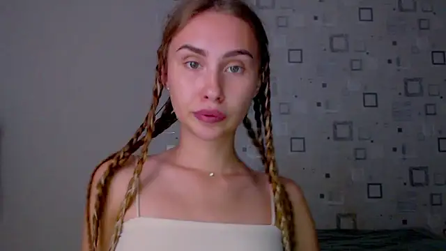 Snapshot of yourameliaa chatting on June 18, 2026, 6:02 pm yourameliaa online show from June 18, 2026, 6:02 pm