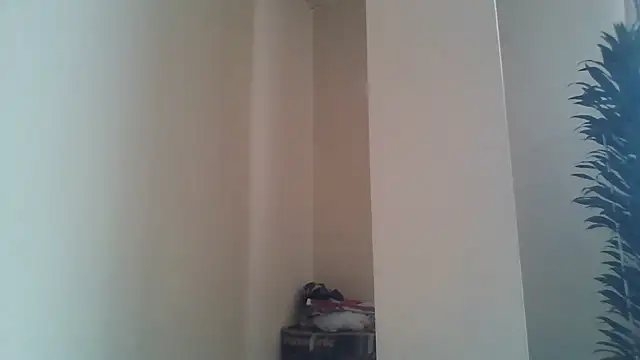 Snapshot of Moonandzukko chatting on May 25, 2026, 7:56 pm Moonandzukko online show from May 25, 2026, 7:56 pm