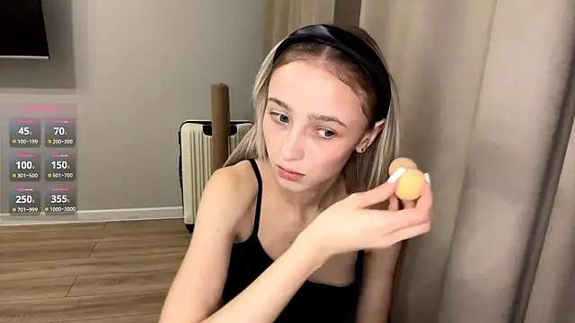 Snapshot of ClonedAge chatting on March 20, 2026, 2:18 pm ClonedAge online show from March 20, 2026, 2:18 pm