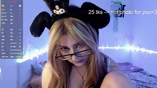 Snapshot of CucKuhta chatting on May 29, 2026, 4:13 pm CucKuhta online show from May 29, 2026, 4:13 pm