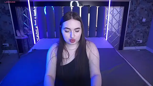 RapunzelAngel online show from May 24, 2026, 5:40 am