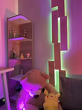 Taylor  0 online show from April 5, 2026, 1:07 pm