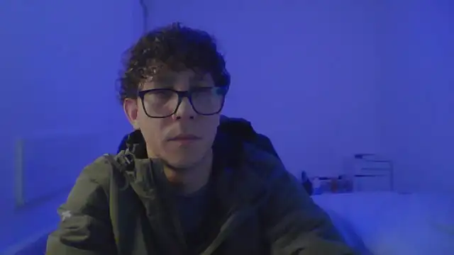 TitanNoir online show from March 17, 2026, 9:23 am