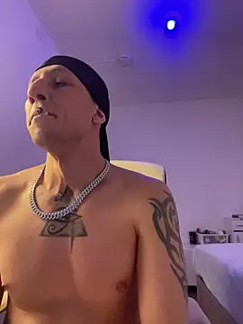 TitanNoir online show from March 25, 2026, 8:41 pm