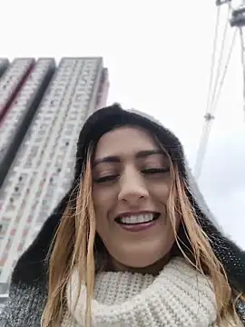 Emma Reyes online show from April 16, 2026, 1:12 pm