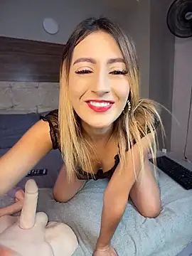 Snapshot of Emma_Reyes chatting on June 18, 2026, 3:50 pm Emma Reyes online show from June 18, 2026, 3:50 pm