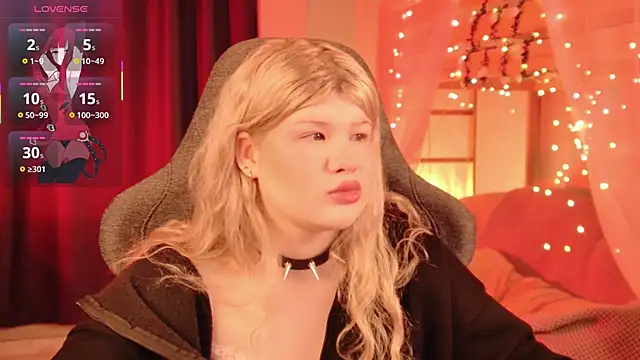 LilithNlsn online show from March 4, 2026, 8:44 am