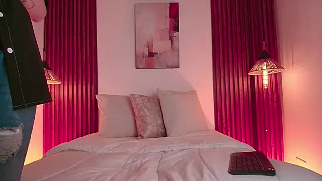 Max Hader  online show from March 12, 2026, 2:50 am