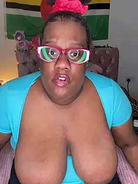 SweetCurvyRose online show from March 9, 2026, 9:07 pm