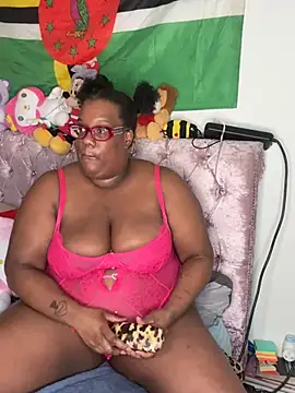 SweetCurvyRose online show from March 17, 2026, 8:56 pm