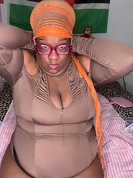 SweetCurvyRose online show from March 5, 2026, 9:11 pm