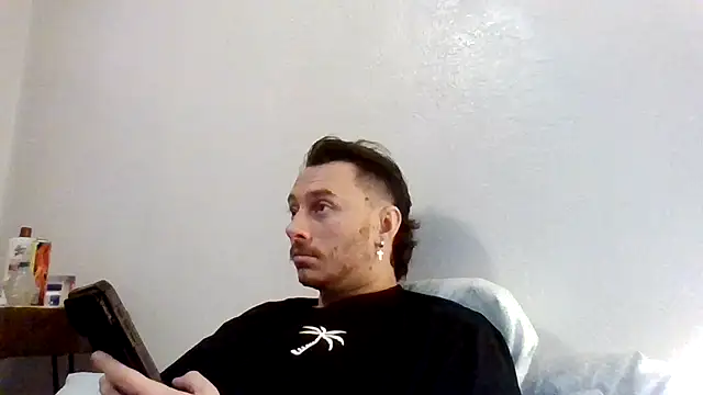 TallHungandCloudy69 online show from March 6, 2026, 1:55 am