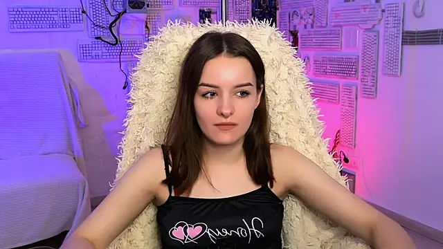 KellieBanshe online show from July 29, 2026, 4:55 am
