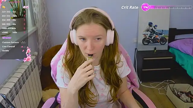 Mary Blu online show from May 7, 2026, 8:39 am