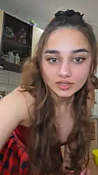Snapshot of KatarinaHeaven chatting on April 23, 2026, 7:26 pm KatarinaHeaven online show from April 23, 2026, 7:26 pm