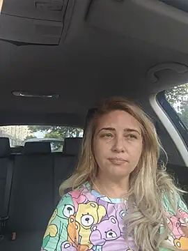 MellanieBliss online show from July 22, 2026, 4:25 am