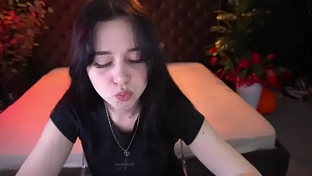 TorrySrar online show from April 16, 2026, 7:03 pm