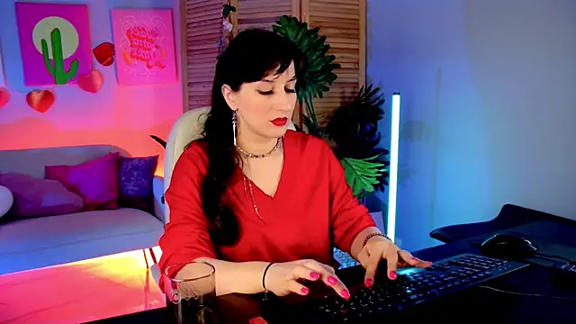 EmmaWheelers online show from April 21, 2026, 1:50 pm