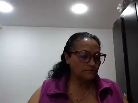 Snapshot of _BellaNocturna chatting on June 15, 2026, 3:07 am BellaNocturna online show from June 15, 2026, 3:07 am