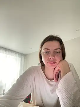 Luna2547 online show from March 7, 2026, 8:32 am