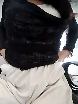 MiuNaaaa online show from March 18, 2026, 2:15 am