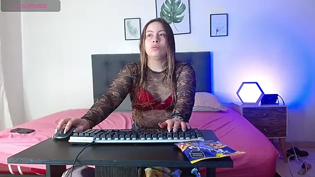 Snapshot of samanthachop chatting on June 16, 2026, 3:01 pm samanthachop online show from June 16, 2026, 3:01 pm