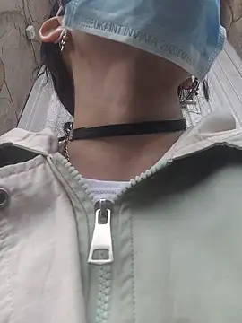 Naomimolie online show from April 13, 2026, 11:14 am