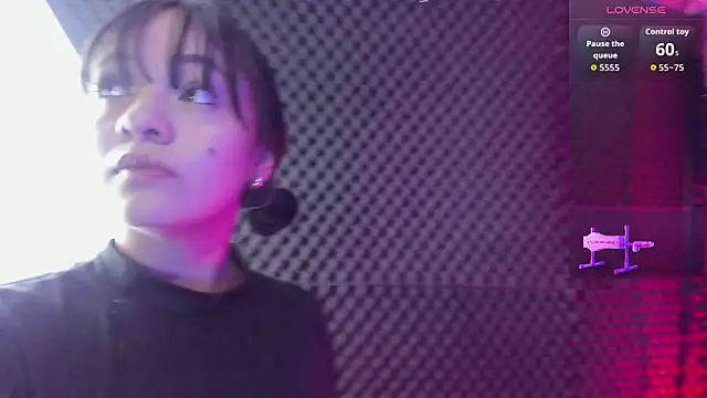 Tiffany Dulce BDSM online show from March 5, 2026, 10:56 am