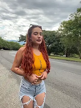 isabella ferrer99 online show from July 25, 2026, 9:21 pm