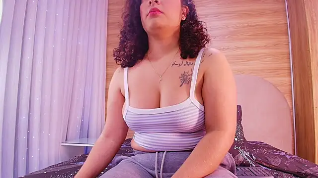 Snapshot of kiara_lp chatting on May 14, 2026, 3:03 am kiara lp online show from May 14, 2026, 3:03 am