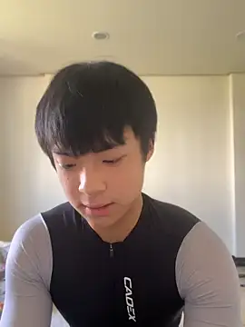 ovo0810 online show from April 26, 2026, 12:41 am