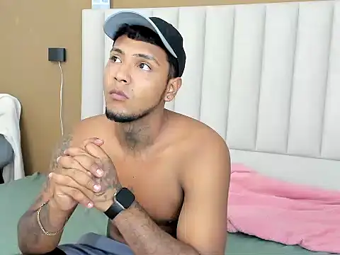 Snapshot of Axell_king07 chatting on March 4, 2026, 5:04 am Axell king07 online show from March 4, 2026, 5:04 am