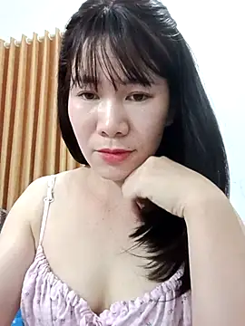 Snapshot of Bondgirl_9 chatting on June 27, 2026, 6:47 pm Bondgirl 9 online show from June 27, 2026, 6:47 pm