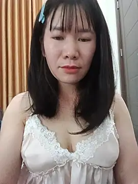 Snapshot of Bondgirl_9 chatting on July 15, 2026, 8:16 pm Bondgirl 9 online show from July 15, 2026, 8:16 pm
