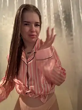 KayShaw online show from May 17, 2026, 2:39 pm