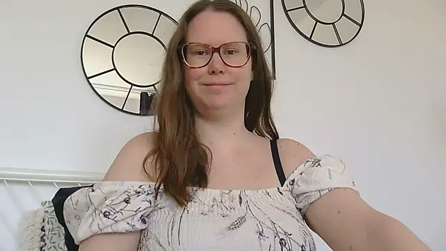 Snapshot of CelineThompson chatting on March 7, 2026, 11:05 am CelineThompson online show from March 7, 2026, 11:05 am