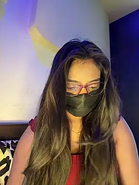 Snapshot of nikki_catz chatting on June 14, 2026, 2:08 am nikki catz online show from June 14, 2026, 2:08 am