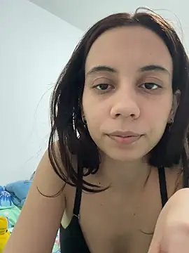 Snapshot of Nicole_Cute04 chatting on August 4, 2026, 3:33 am Nicole Cute04 online show from August 4, 2026, 3:33 am