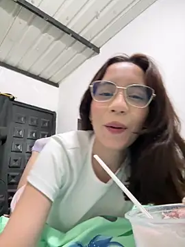 Nicole Cute04 online show from June 16, 2026, 4:12 am