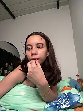 Nicole Cute04 online show from June 12, 2026, 4:32 am