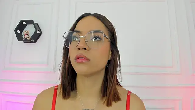 Snapshot of Im_Scarlett_ chatting on July 7, 2026, 6:44 pm Im Scarlett online show from July 7, 2026, 6:44 pm