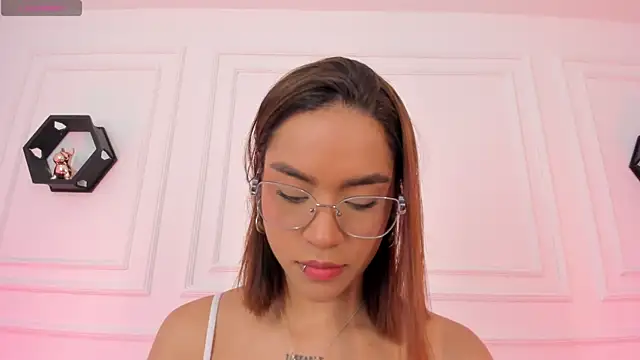 Snapshot of Im_Scarlett_ chatting on June 18, 2026, 5:40 pm Im Scarlett online show from June 18, 2026, 5:40 pm