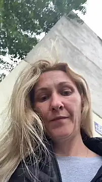 Secret Ladyx online show from April 29, 2026, 4:33 pm