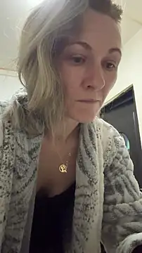 Secret Ladyx online show from April 16, 2026, 3:07 am