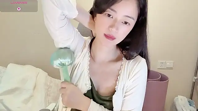 Snapshot of jinxiyao01 chatting on June 30, 2026, 2:33 am jinxiyao01 online show from June 30, 2026, 2:33 am