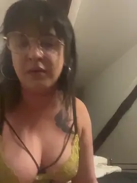 Snapshot of Xlilli69X chatting on June 3, 2026, 8:24 pm Xlilli69X online show from June 3, 2026, 8:24 pm