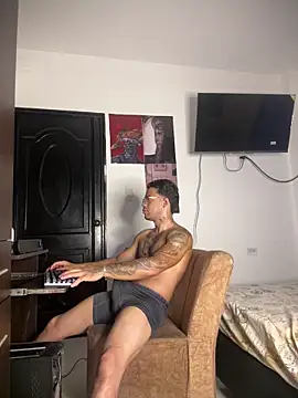 Kenny romano online show from April 18, 2026, 1:24 pm